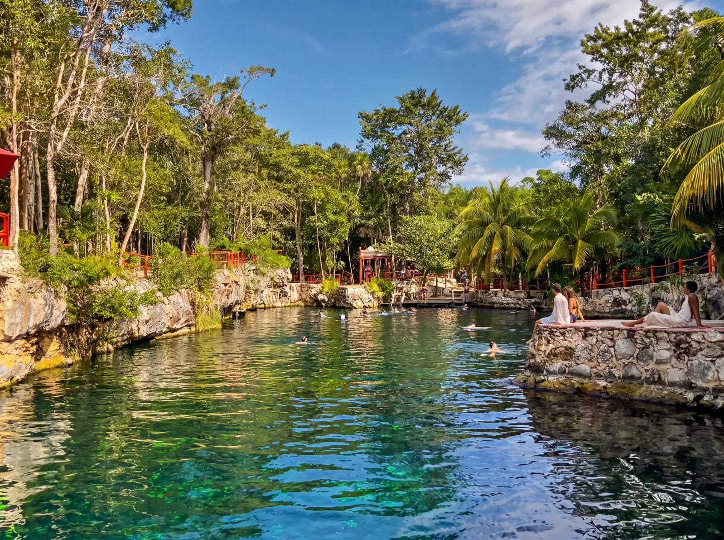 Chichén Itzá Dos Cenotes