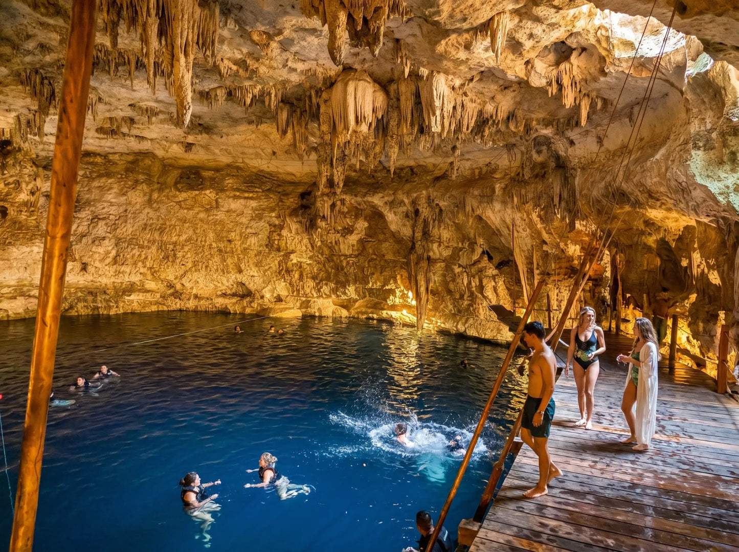 Chichén Itzá Dos Cenotes