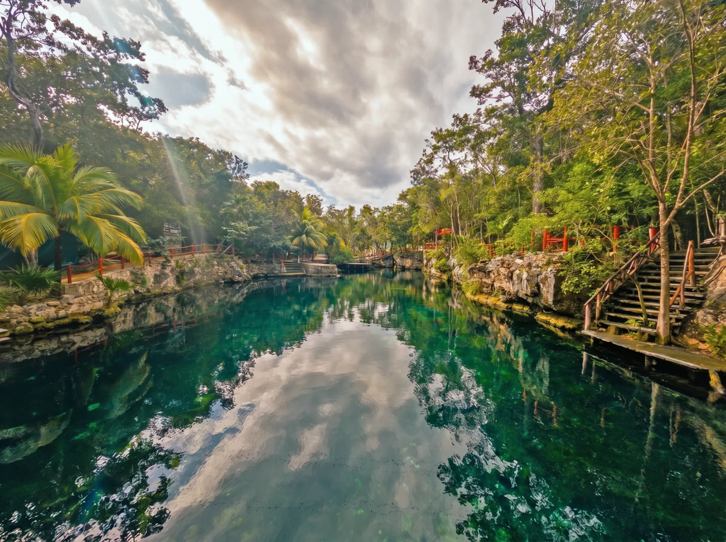 Chichén Itzá Dos Cenotes